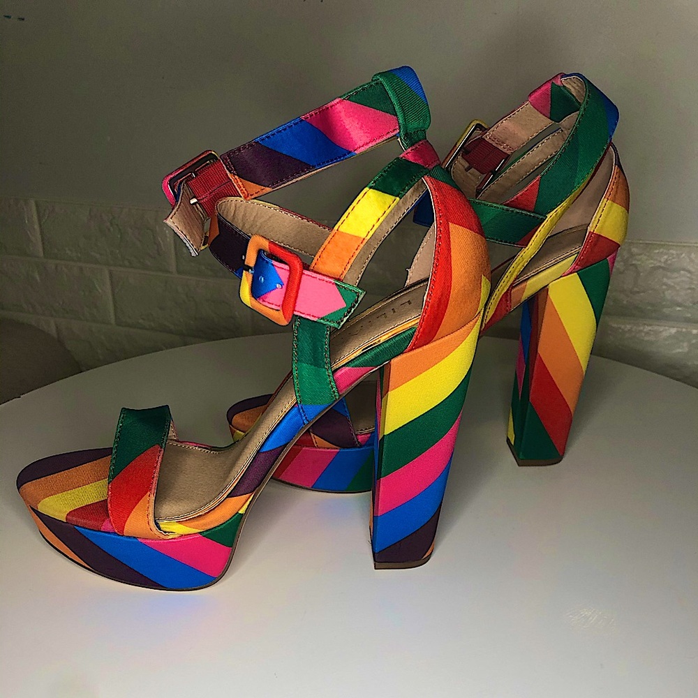 Liliana Rainbow Platform Sandal Size 10